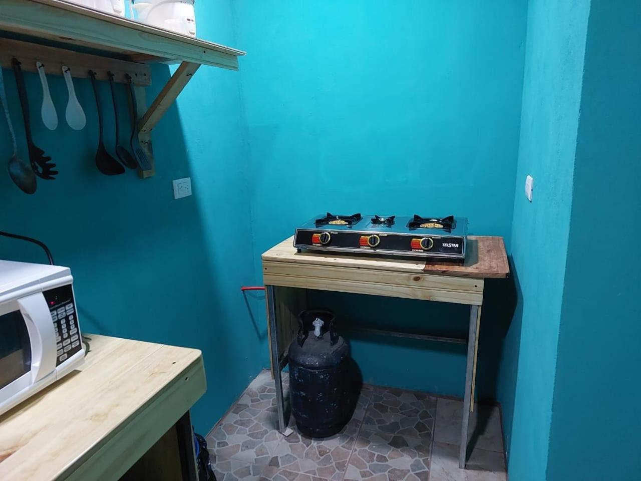 Residencia Las Brisas Griegas Quepos Esterno foto