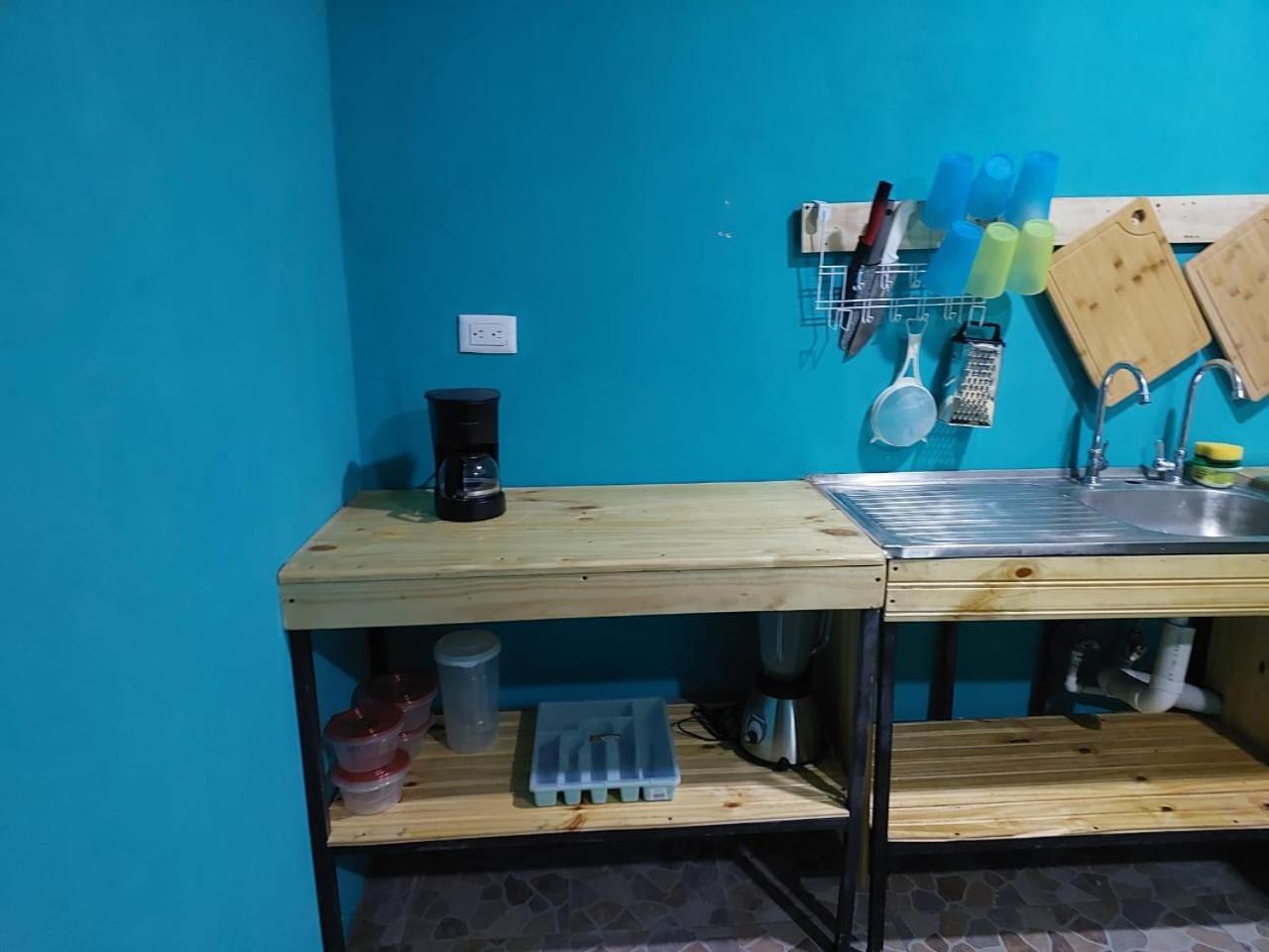 Residencia Las Brisas Griegas Quepos Esterno foto