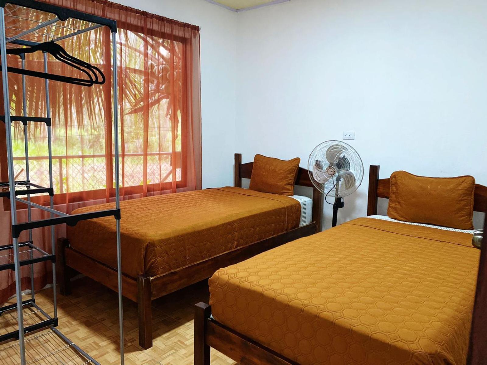 Residencia Las Brisas Griegas Quepos Esterno foto