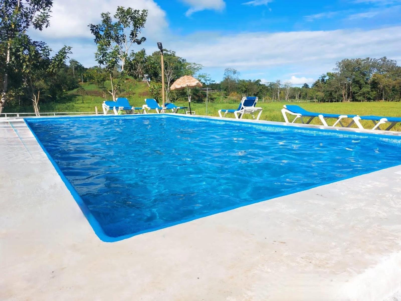 Residencia Las Brisas Griegas Quepos Esterno foto