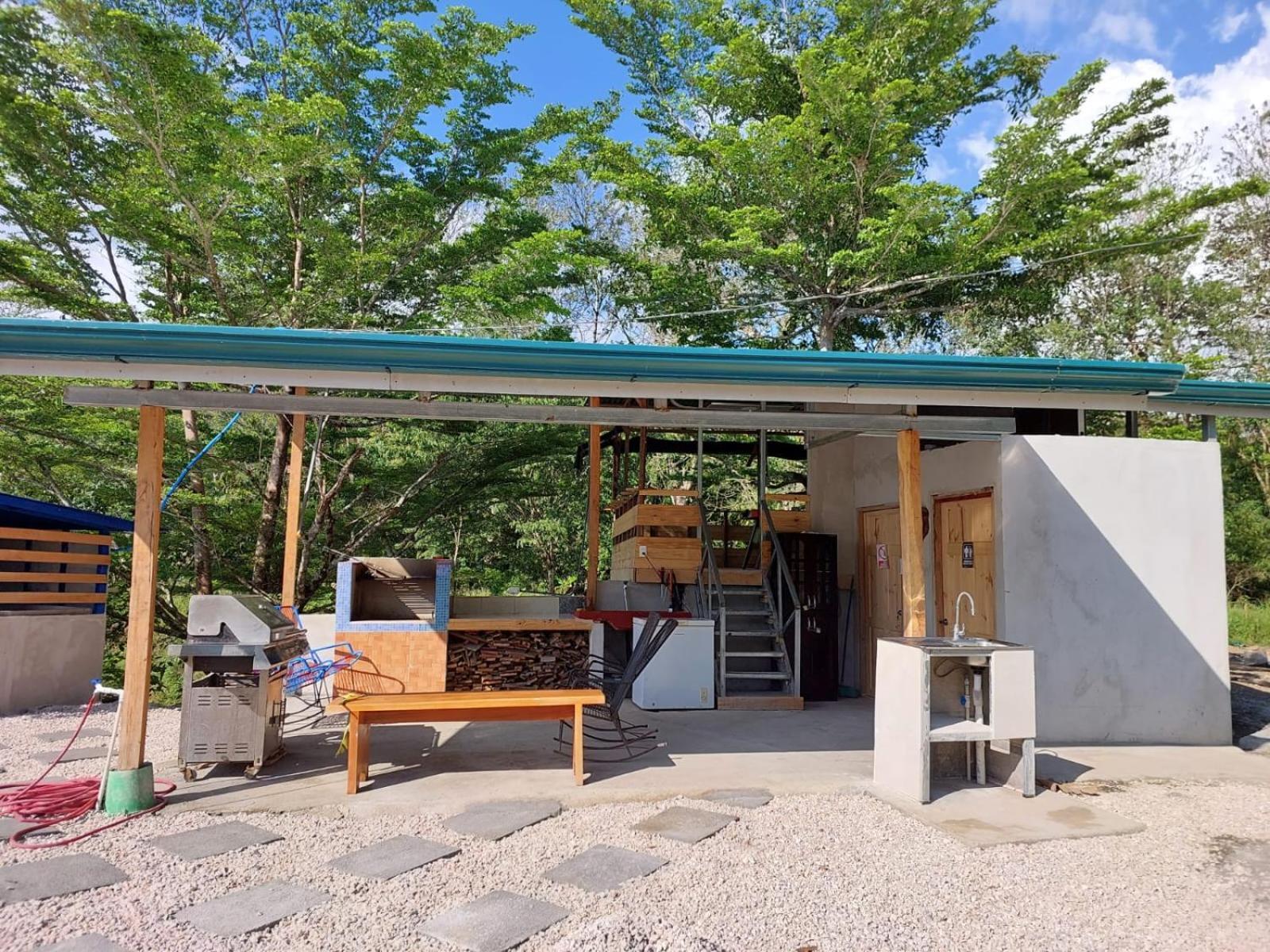 Residencia Las Brisas Griegas Quepos Esterno foto